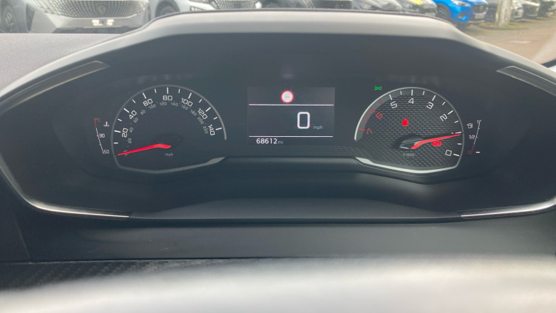 Peugeot 208 1.2 PureTech 100 Allure 5dr Petrol Hatchback